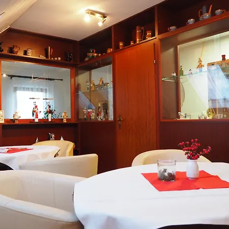 Piroska Guest house *
